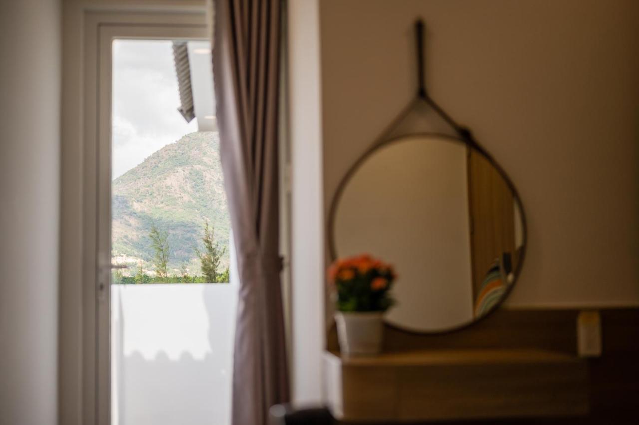 The View Hotel Cam Lam Extérieur photo